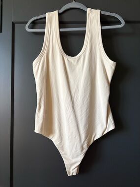 nuuds Bone Scoop Neck Bodysuit